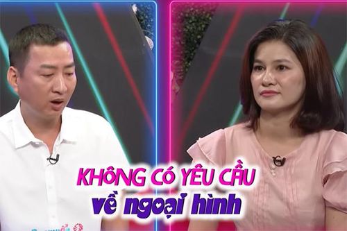 'Trai tân' 45 tuổi quên chào MC, run rẩy trước nàng một lần đò xinh đẹp