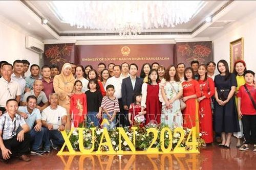Xuân Giáp Thìn 2024: Kiều bào tại Brunei luôn mong chờ tới điểm hẹn Xuân Quê hương