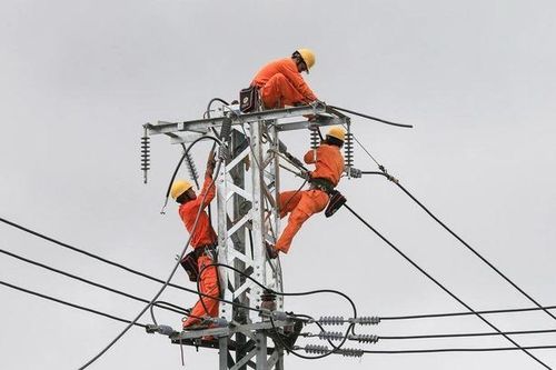 Bộ Công Thương đề nghị tiếp tục tăng giá điện trong năm nay