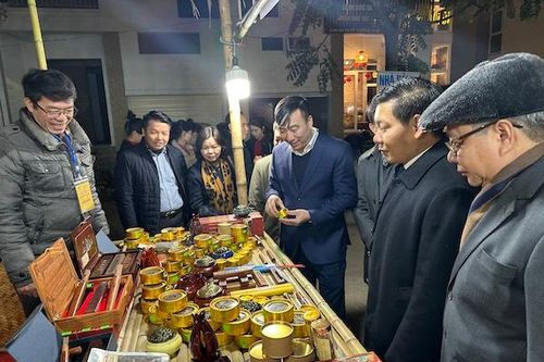 Hà Nội: Xúc tiến thương mại gắn kết du lịch, quảng bá văn hóa tại Quốc Oai