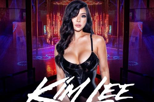 Ngắm đường cong chuẩn đến từng centimet của nữ DJ gốc Việt là người phụ nữ sexy nhất thế giới, được mệnh danh Kim Kardashian châu Á