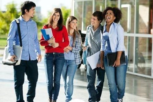 Canada cắt giảm sinh viên quốc tế vì lượng du học sinh tăng trưởng nóng