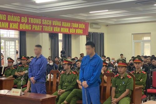 Mâu thuẫn tính tiền khiến người hát tử vong, bạn dính lao lý