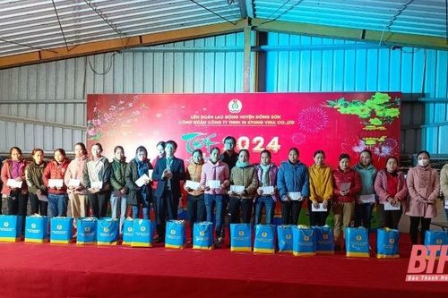 Ấm áp chương trình 'Tết sum vầy - Xuân chia sẻ' tại huyện Đông Sơn