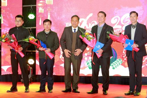 Bệnh viện Đa khoa Hùng Vương gặp mặt chào Xuân Giáp Thìn 2024