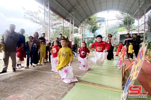 Chương trình 'Bé vui hội Xuân' năm 2024