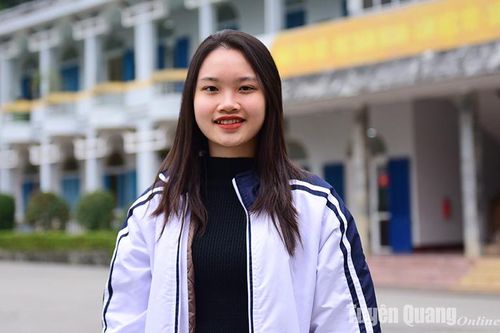 Trần Bích Ngọc xuất sắc đạt giải Nhì quốc gia môn Sinh học
