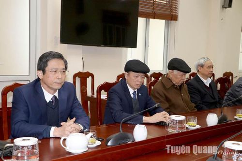 Hàm Yên tổ chức gặp mặt nguyên lãnh đạo huyện các thời kỳ