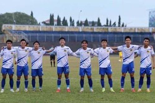 U19 Huế xây chắc ngôi nhì bảng, chờ làm thủ tục dự vòng chung kết