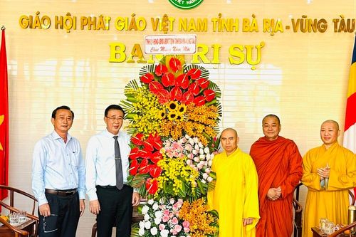 BR-VT: Lãnh đạo Ban Dân vận Tỉnh ủy và các cơ quan chúc Tết đến Ban Trị sự Phật giáo tỉnh