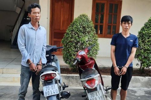 Hai tên trộm bị bắt khi gây vụ trộm thứ 5