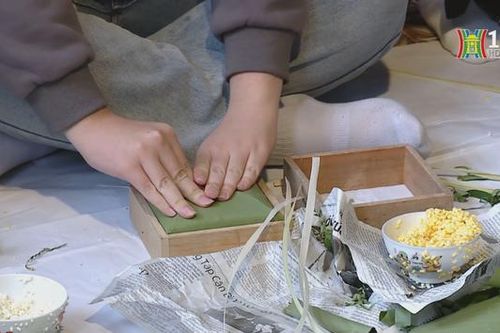 Bánh chưng thiện nguyện 'Xuân đùm bọc - Tết đoàn viên'