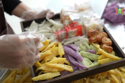 Mứt 'handmade', hương vị mới lạ cho ngày Tết cổ truyền