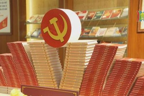 Gần 800 ấn phẩm tại triển lãm sách Mừng Đảng, Mừng Xuân