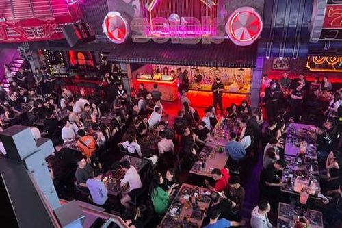 Phát hiện nhiều sai phạm tại cơ sở kinh doanh giải trí District K ở Quận 1