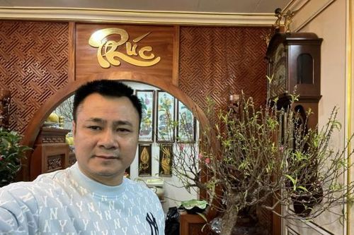 Nhà 'Táo mạng' Tự Long tràn ngập không khí đón xuân