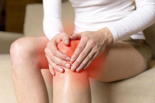 Các yếu tố khiến bạn dễ bị thoái hóa khớp