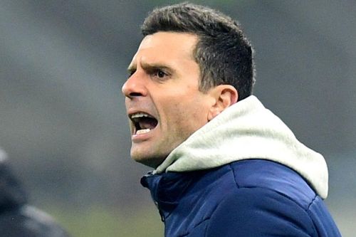 HLV Motta lên tiếng trước khả năng thay Xavi ở Barca