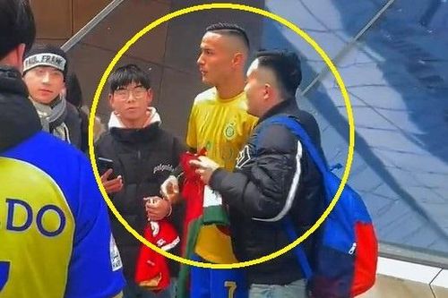 Ronaldo giả gây náo loạn tại Trung Quốc