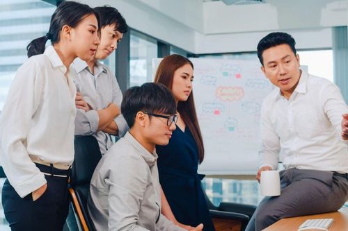 Qua rồi thời 'công ty như gia đình'