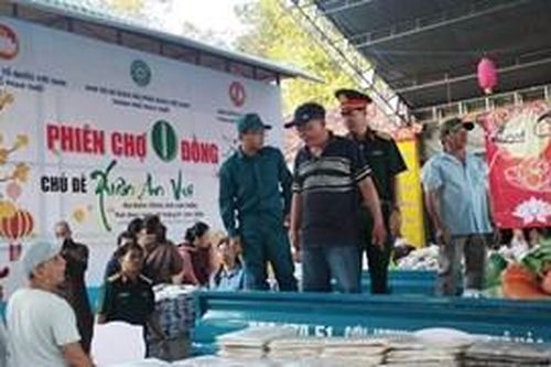 'Chợ Tết 0 đồng' tại TP Phan Thiết (Bình Thuận)