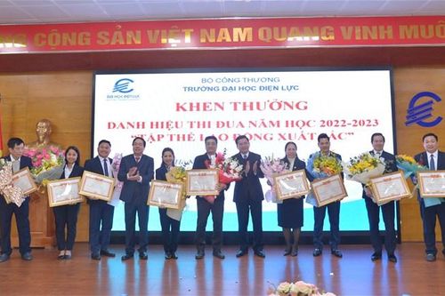 Trường Đại học Điện lực tổ chức hội nghị viên chức, người lao động