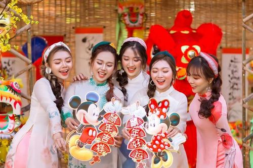 Người trẻ còn 'mặn mà' với Tết?