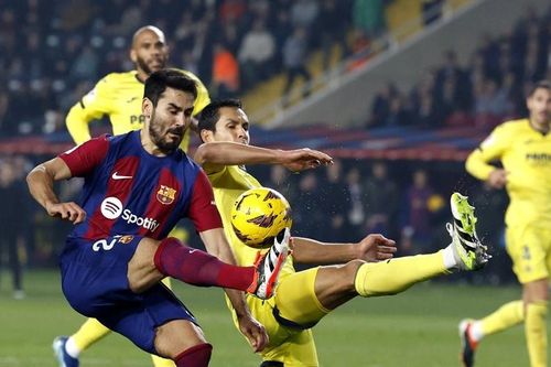 Barca thua đau Villarreal sau màn rượt đuổi 'điên rồ'