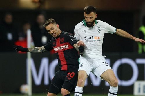 Leverkusen bị cưa điểm, cuộc đua vô địch Bundesliga thêm hấp dẫn