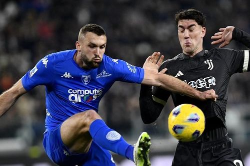 Juventus bị Empoli cưa điểm, run rẩy giữ ngôi đầu
