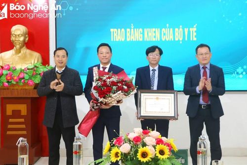 Bệnh viện đa khoa Minh An triển khai nhiệm vụ năm 2024 và nhận Bằng khen của Bộ Y tế