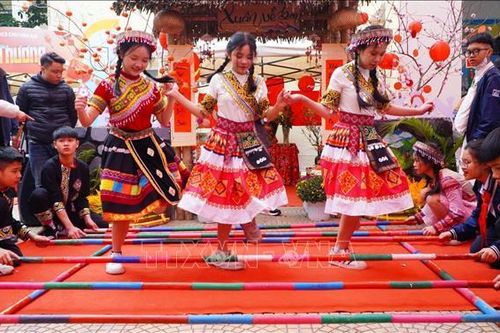 Sôi động Ngày hội Thiếu nhi Thủ đô tỏa sáng năm 2024
