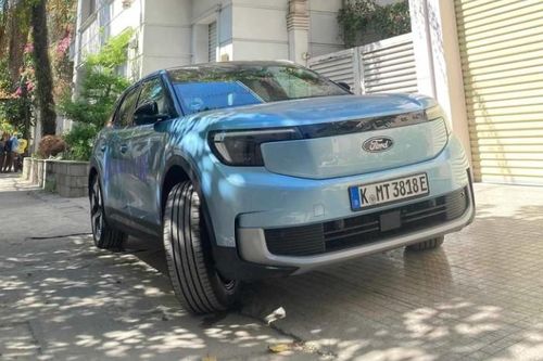 Ford Explorer chạy điện xuất hiện tại Việt Nam