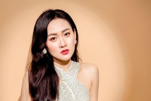 Không phải Nam Em, đây mới là 'nàng thơ' đẹp nhất của Bạch Công Khanh