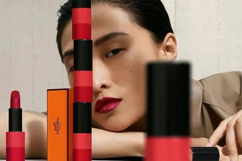 Ngành hàng xa xỉ bối rối trước xu hướng hoàn tiền nhanh của các nền tảng thương mại điện tử Trung Quốc