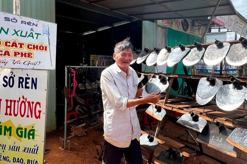 'Lửa hồng'… phố huyện Đak Đoa