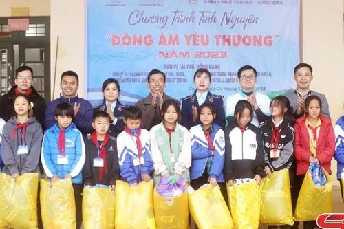 Đảm bảo sức khỏe học sinh những ngày giá rét