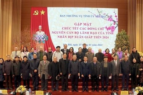 Yên Bái: Tổ chức gặp mặt, chúc Tết các đồng chí nguyên cán bộ lãnh đạo của tỉnh đã nghỉ hưu qua các thời kỳ