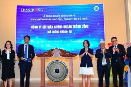 Hơn 100 triệu cổ phiếu của Chứng khoán Thành Công (TCI) được giao dịch trên HOSE