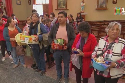 Lễ hội cầu may ở Bolivia