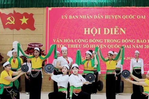 Phát huy bản sắc văn hóa vùng đồng bào dân tộc thiểu số