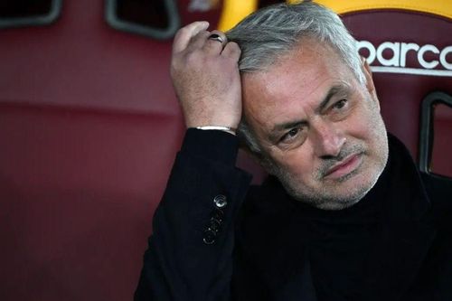 HLV Mourinho chốt tương lai với điểm đến không ngờ