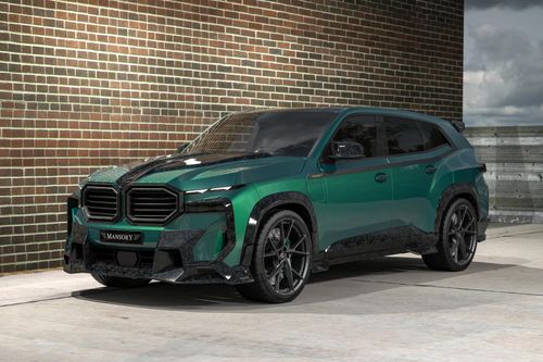 BMW XM thêm khác biệt với gói độ của Mansory