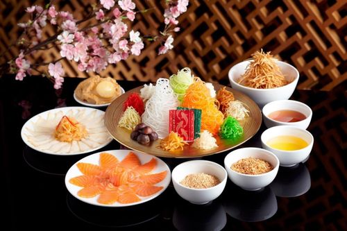 Món ăn độc lạ ngày Tết của người Singapore