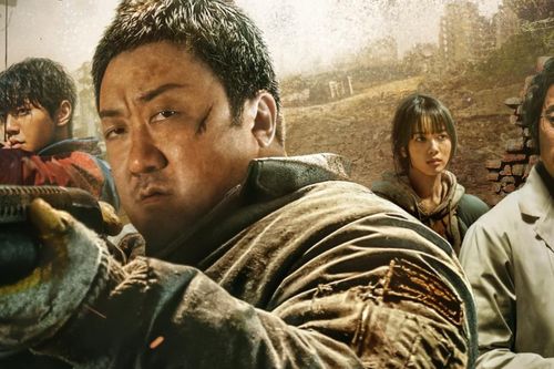 'Thợ săn hoang mạc': Màn tái xuất rực rỡ của 'quái kiệt' Ma Dong Seok