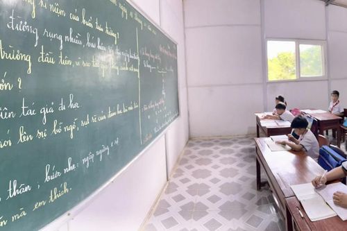 Lớp học '360 độ' trên đảo Hòn Chuối