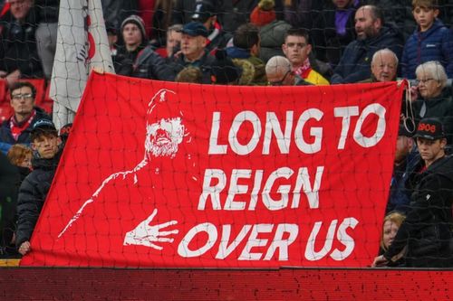 Cổ động viên kéo đến kín sân tri ân HLV Klopp, Liverpool thắng đậm tại Cup FA
