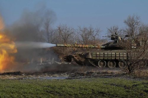 Nga biến xe tăng T-80 thành hệ thống tên lửa phóng loạt siêu mạnh