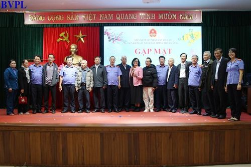 VKSND TP Đà Nẵng gặp cán bộ hưu trí nhân dịp Xuân Giáp Thìn 2024