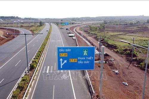 Đề xuất nâng tốc độ tối đa lên 90 km/h trên cao tốc 4 làn xe
